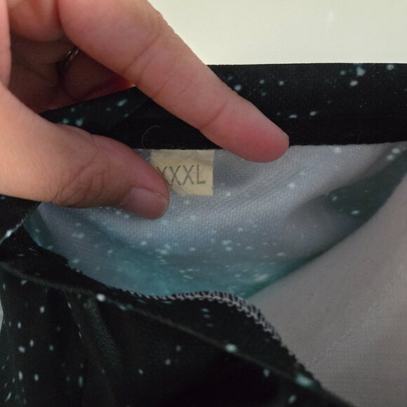 Men's Galaxy Style TShirt Size XL - Picture 3 of 5